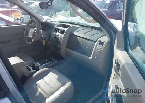 2011 Ford Escape Xlt from USA, damaged, VIN 1FMCU9D72BKB04053